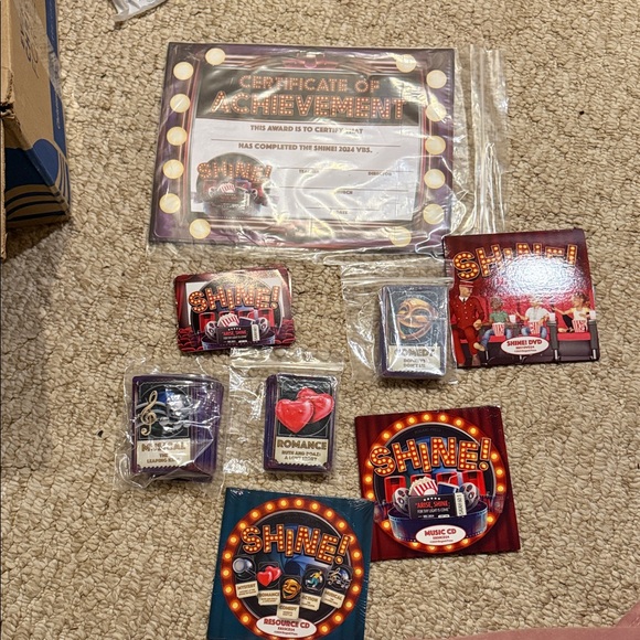 81 Piece Shine VBS Bible School Set - Picture 1 of 10